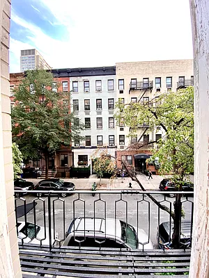 Rented by City & Suburban | media 18