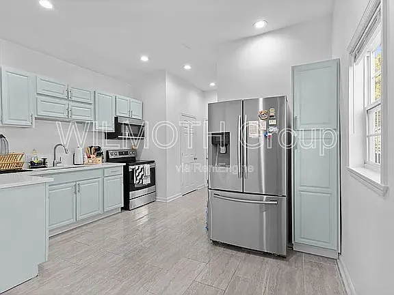 2510 Guilford Ave — Photo 12