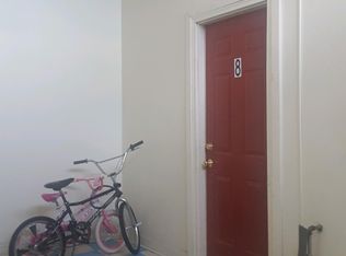 350 Hamilton Ave APT 8, Trenton, NJ 08609
