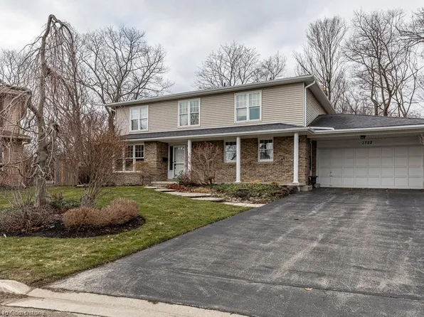1722 Larchwood Grn, Burlington, ON L7P 2X7