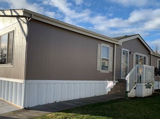 10 E South Stage Rd SPACE 407, Medford, OR 97501