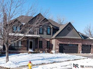 6152 S 177th St, Omaha, NE 68135