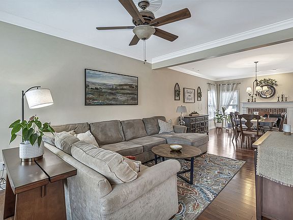 4th image of 1332 Buckingham Cir