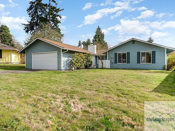 2nd image of 2107 SE 21st Ct