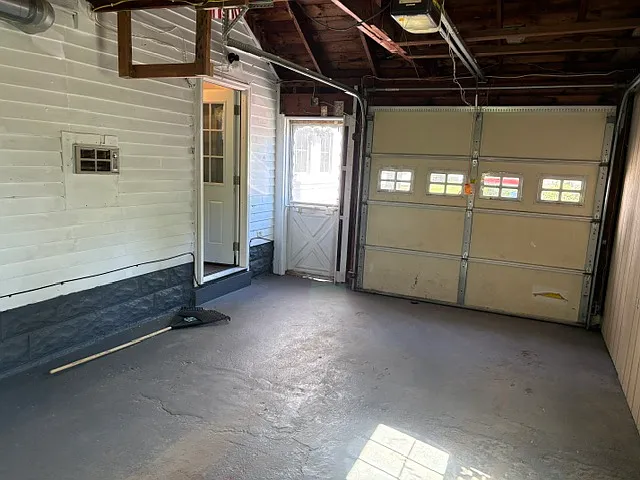 36 Monty St — Photo 12