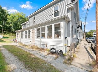 38 Benefit St, Southbridge, MA 01550