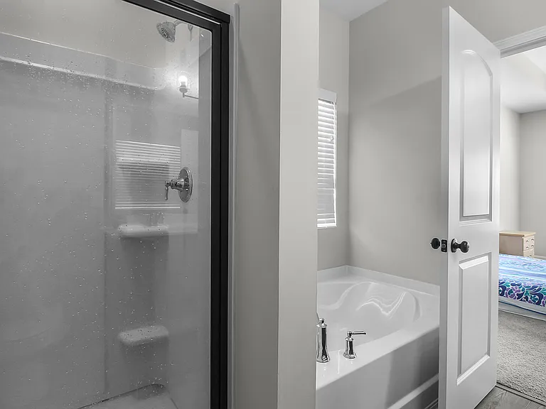 208 Alyssa Ave — Photo 23