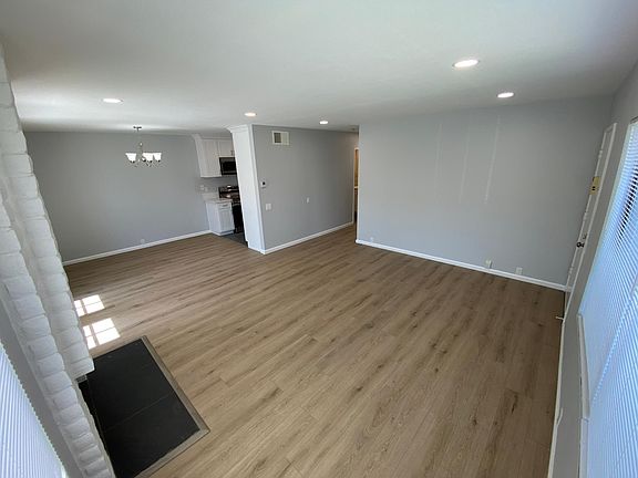 3rd image of 7741 Camino Noguera