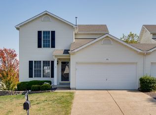 318 Columbia Dr, Wentzville, MO 63385