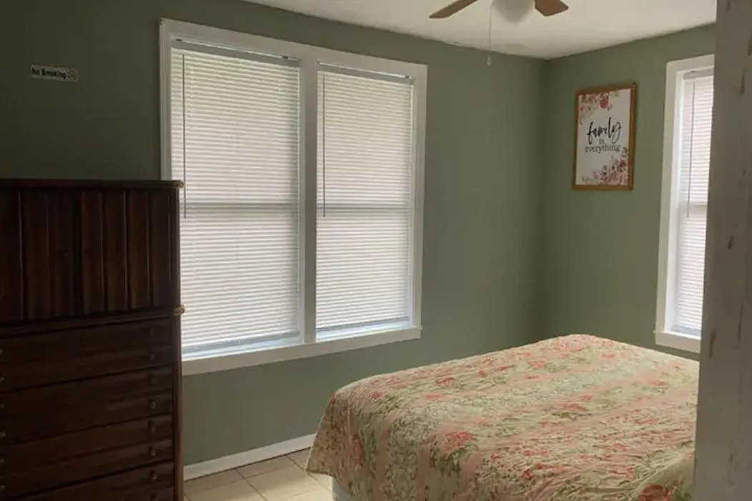 2 bed, 1200 sqft, $2,600 — Photo 3