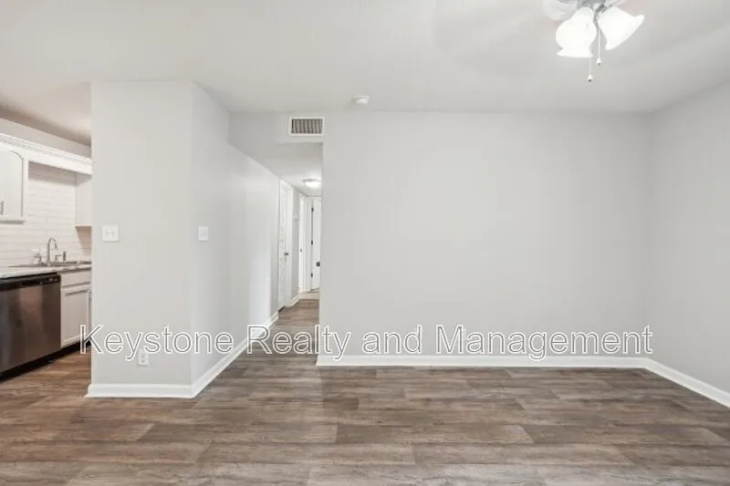 Royster Lane — Photo 2