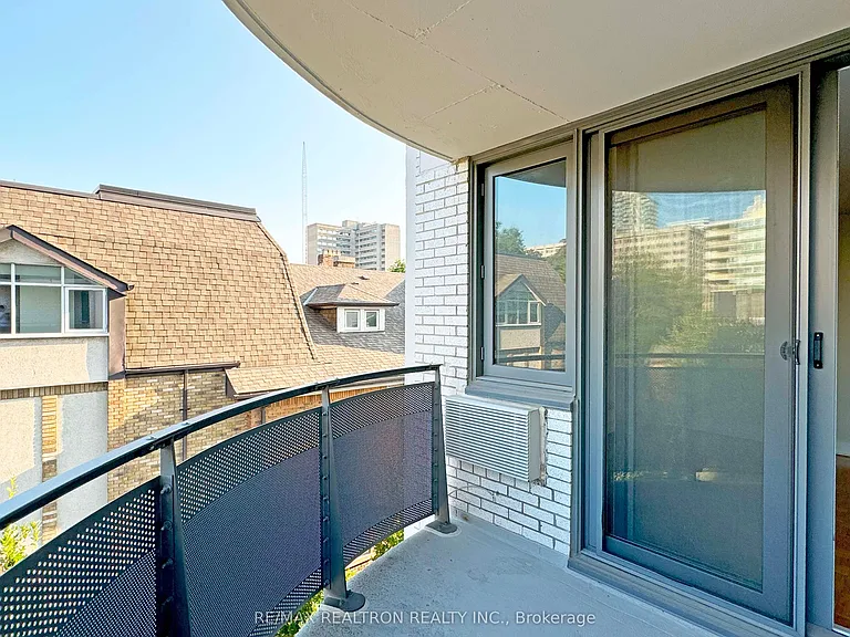 485 Huron St #801 — Photo 13