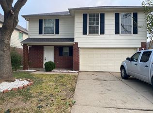 9311 Eaglewood Spring Dr, Houston, TX 77083