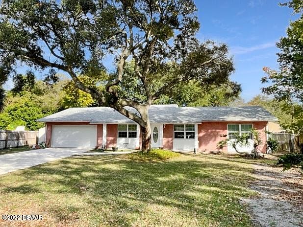 1st image of 7 Woodside Dr