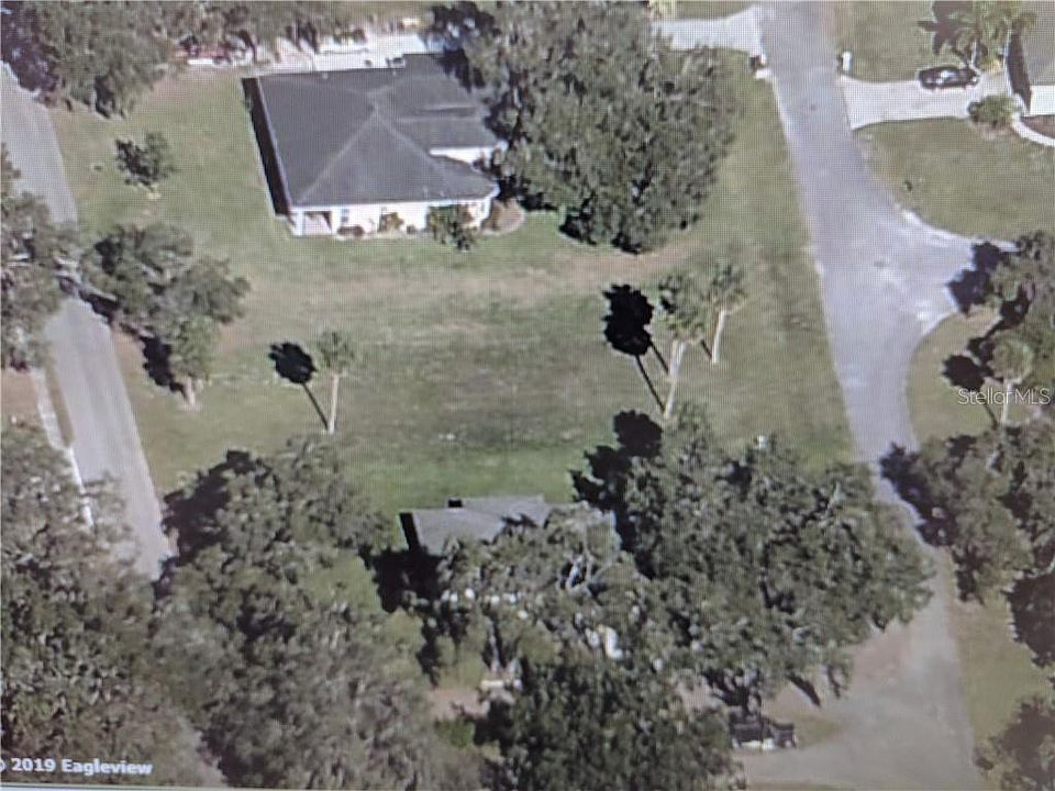 2nd image of 1412 SE 9th Dr