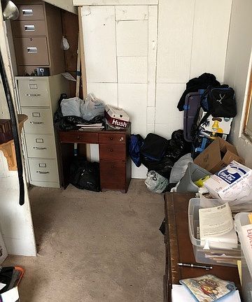 4th image of 3218 N Karlov Ave