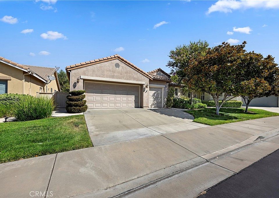 1st image of 28783 Fall Creek Ct