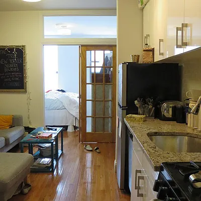 Rented by Centric New York | media 10