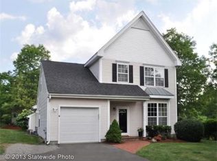 2 Inman Ln, Foxboro, MA 02035