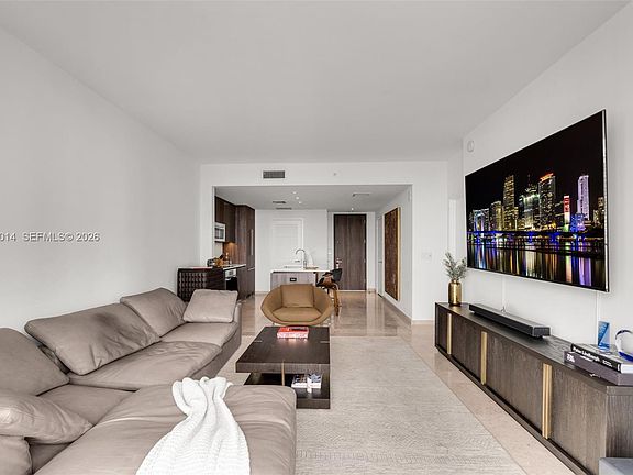 5th image of 68 SE 6th St #2406