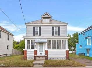 37 Chiswell Street, Schenectady, NY 12304
