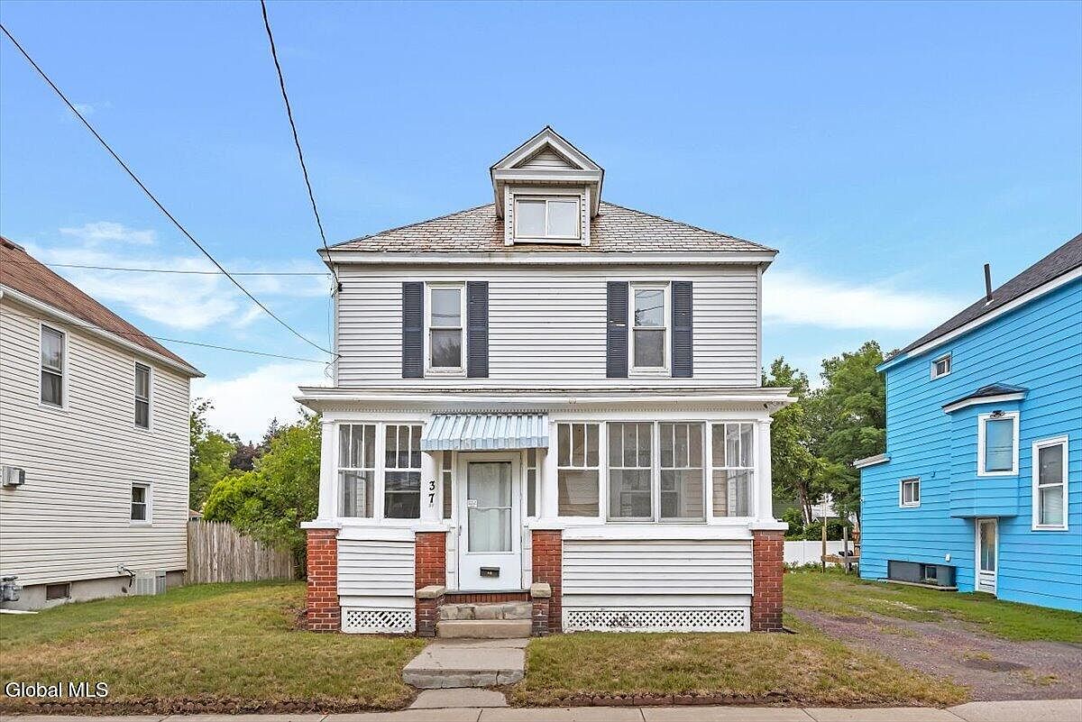 1st image of 37 Chiswell Street