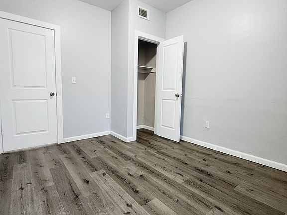 2nd image of 122 Wade St #3