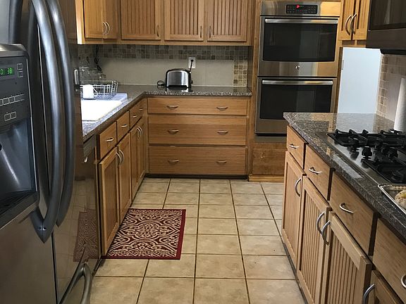 5th image of 6 Tradewinds Dr
