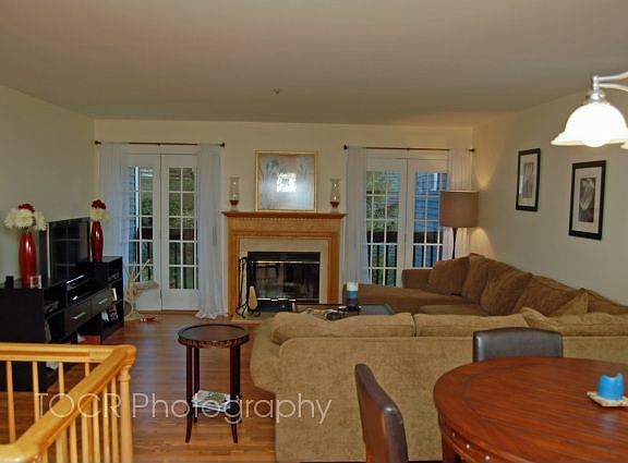4th image of 238 Cambridge Dr