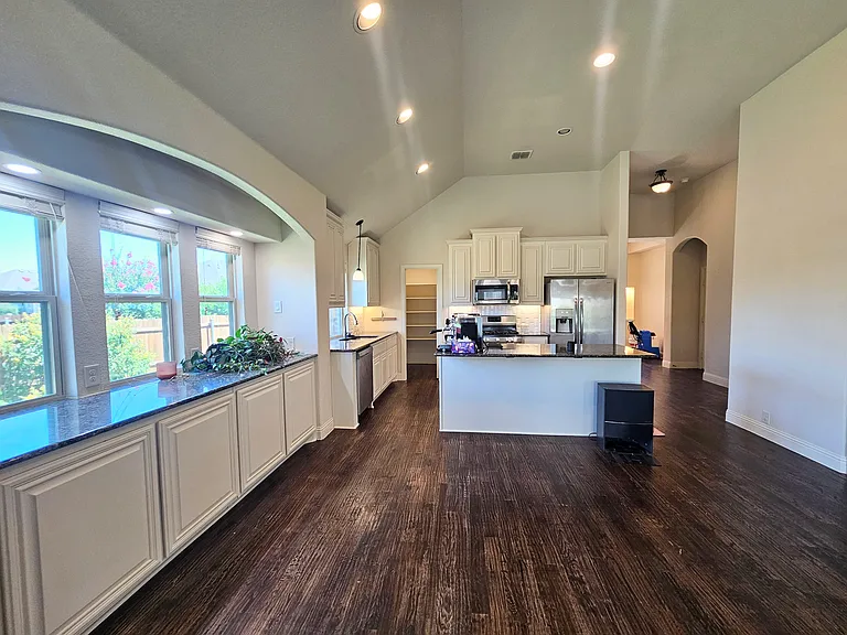 210 Spruce Valley Dr — Photo 11