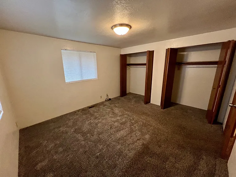 834 Olympic Ave — Photo 2