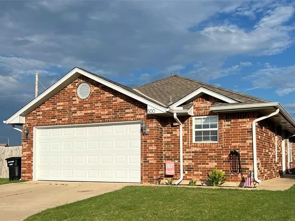 500 SW 38th Ter, Moore, OK 73160
