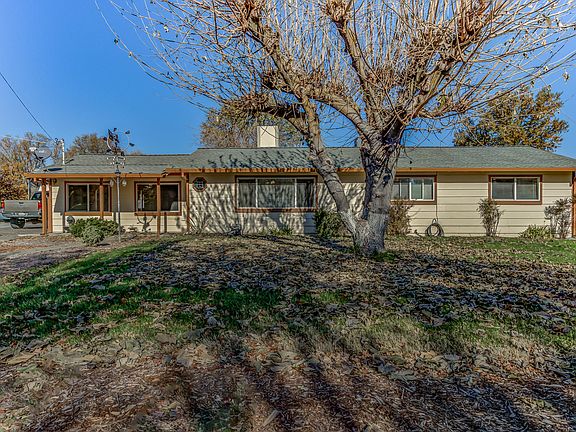 2nd image of 21952 Mel Mar Dr