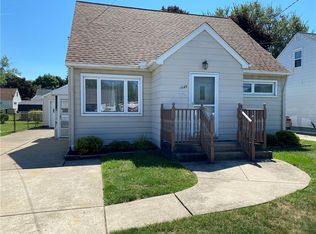 1045 W 38th St, Erie, PA 16508