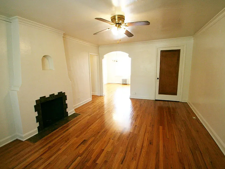 1424 E 10th Ave #12 — Photo 5