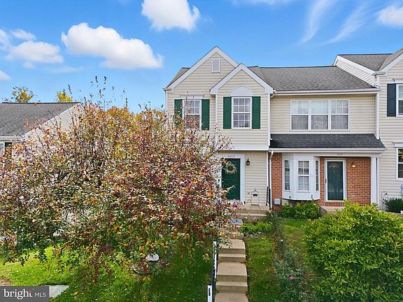 3rd image of 1433 Golden Rod Ct #1433