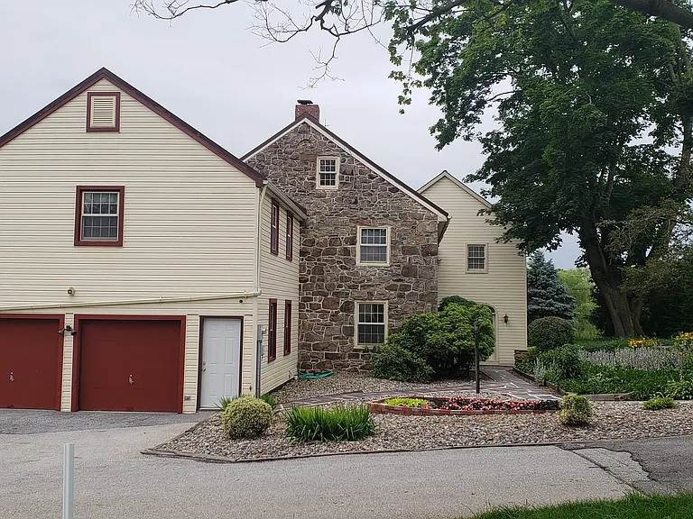 2935 Stillmeadow Ln #B — Photo 19