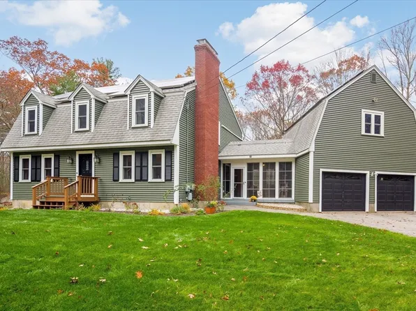53 Asylum St, Mendon, MA 01756