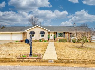 102 Caldwell Dr, Florence, AL 35633