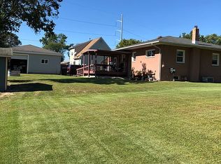 48 W Landing Rd, Blackwood, NJ 08012