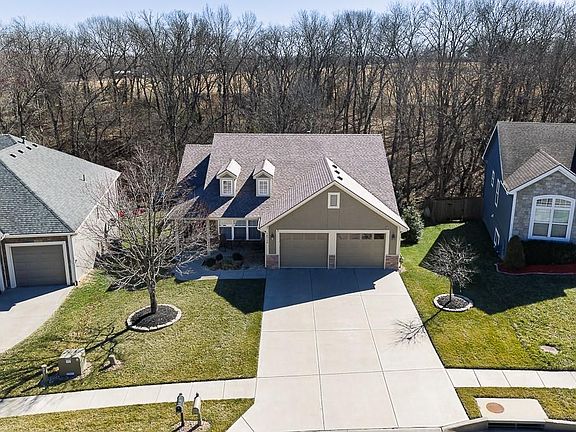 2nd image of 16719 Ruby Way