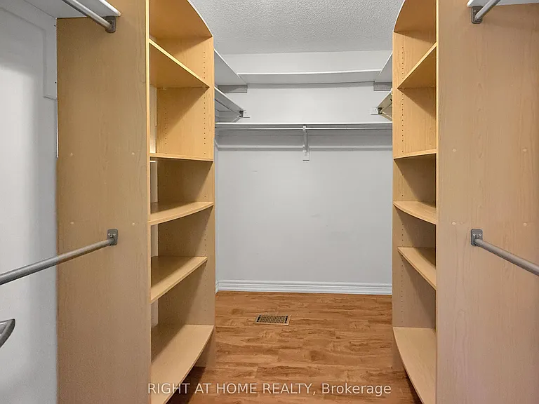 26 Mead Ter — Photo 12