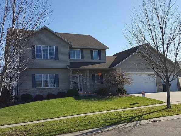 706 9th Ave NW, Byron, MN 55920