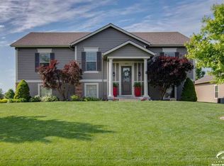 4111 Doolittle Dr, Lawrence, KS 66049