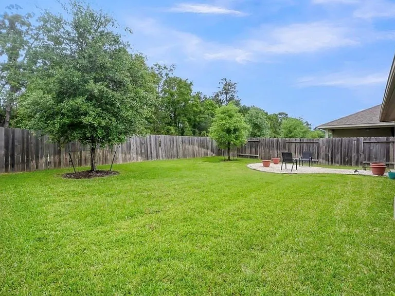 2290 Strong Horse Dr — Photo 25