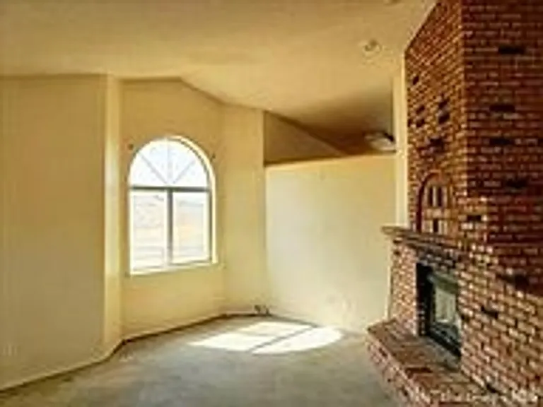 20351 Tamarac Dr — Photo 25