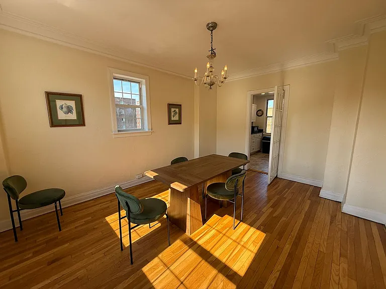 New King Edward Apartments — Photo 436