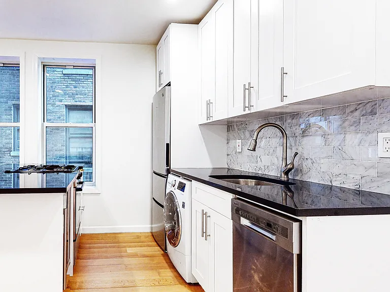 357 Edgecombe Ave #3LFE — Photo 3