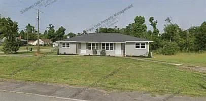 2 bed, 1.0 bath, $1,150 — Photo 1