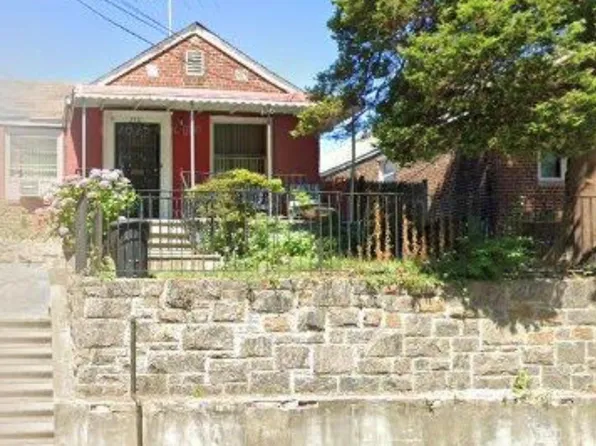 2711 Throop Avenue, Bronx, NY 10469